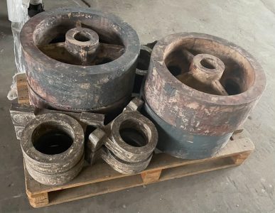 Виливки чавунні ролик, корпус підшипника — продукція ТОВ «МЕГАРЕСУРС-УКРАЇНА»